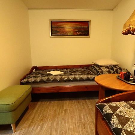 Karczma Pod Jesionem Hotel Brdow ภายนอก รูปภาพ
