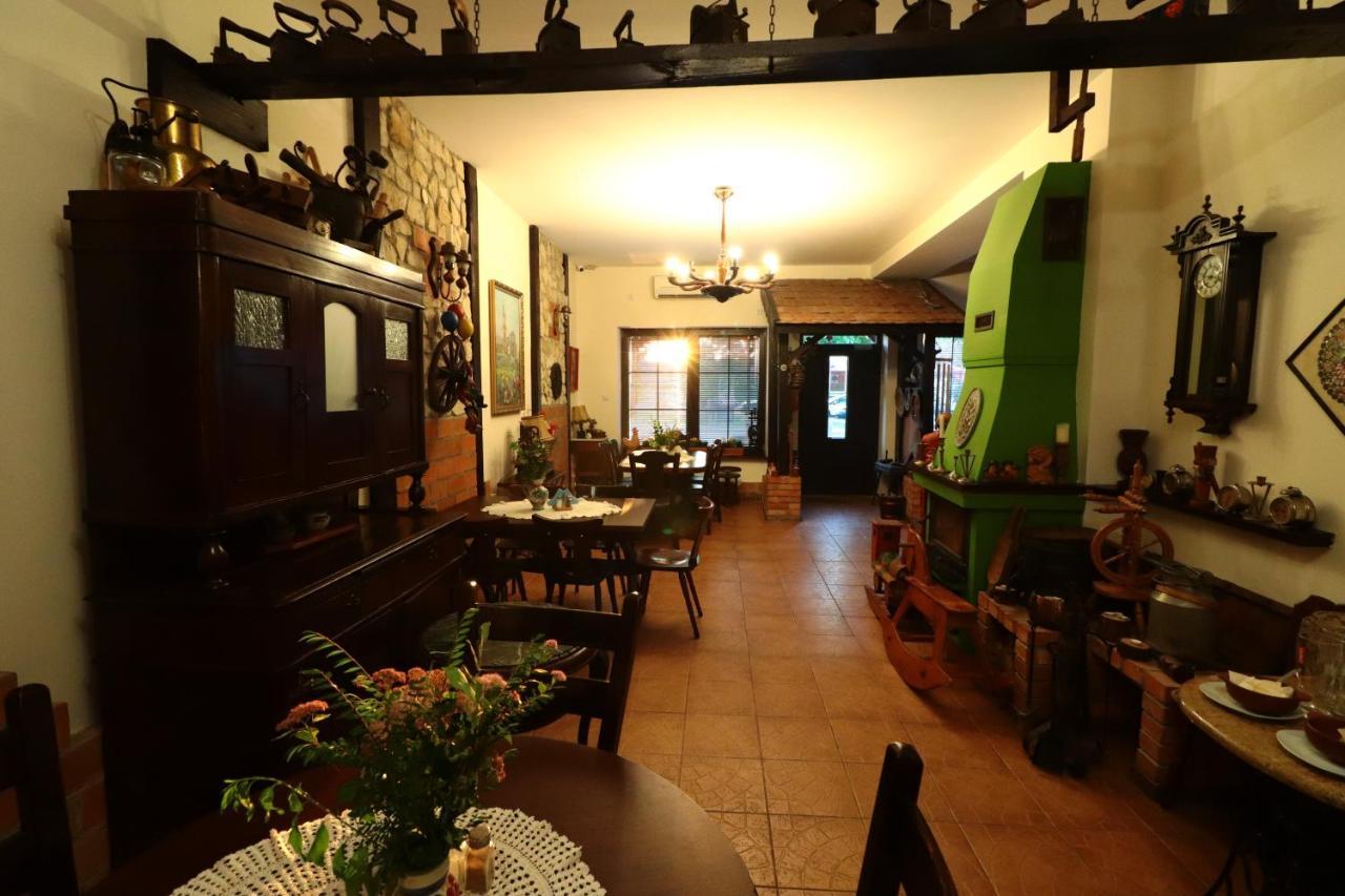 Karczma Pod Jesionem Hotel Brdow ภายนอก รูปภาพ