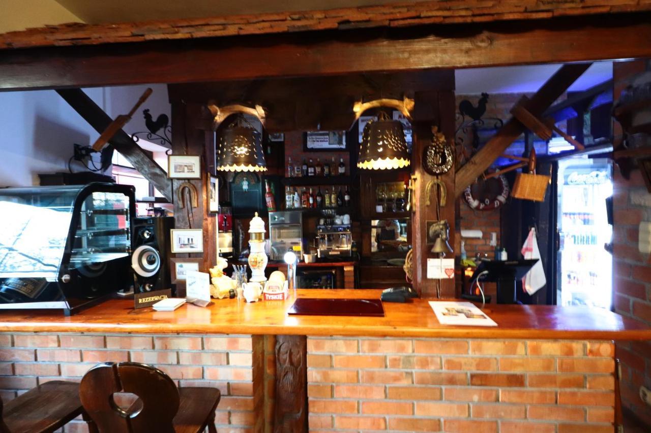 Karczma Pod Jesionem Hotel Brdow ภายนอก รูปภาพ