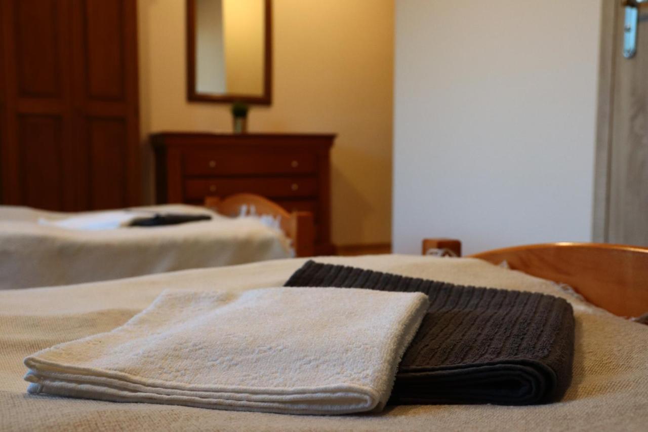 Karczma Pod Jesionem Hotel Brdow ภายนอก รูปภาพ
