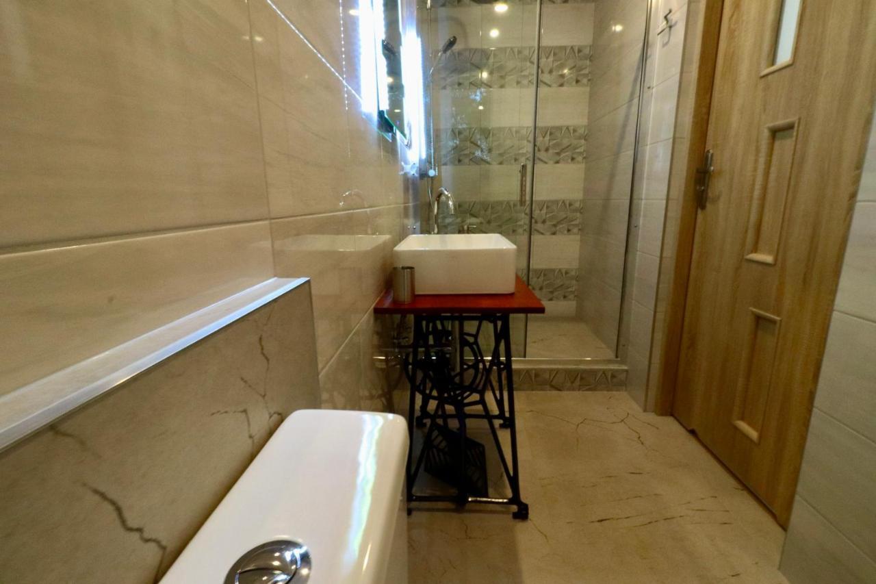 Karczma Pod Jesionem Hotel Brdow ภายนอก รูปภาพ