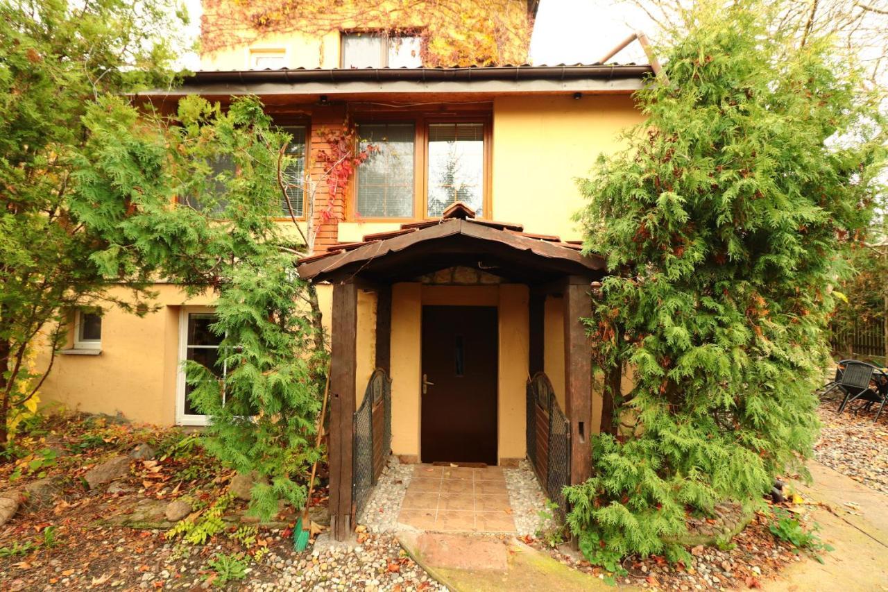 Karczma Pod Jesionem Hotel Brdow ภายนอก รูปภาพ